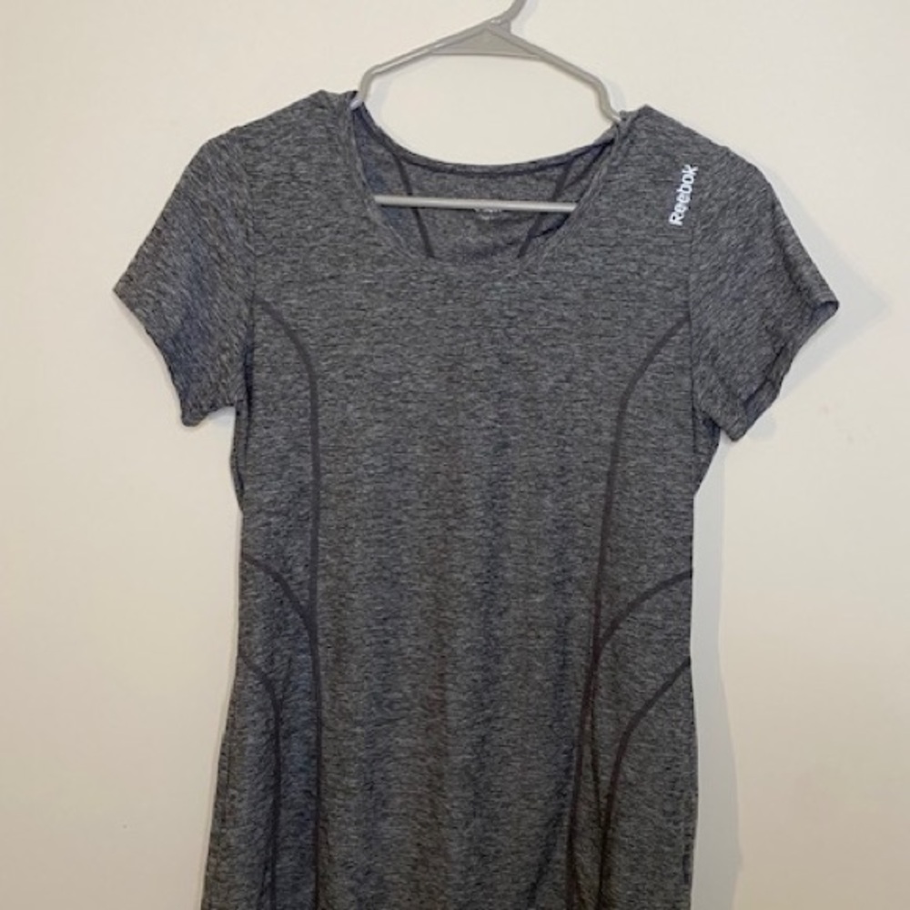 Women’s Reebox shirt in S/CH